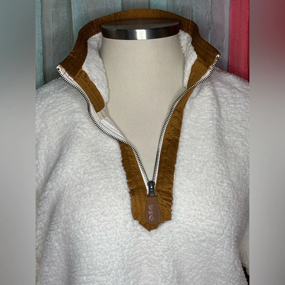 Cozy White Sherpa Half-Zip Sweater - Picture 3 of 5